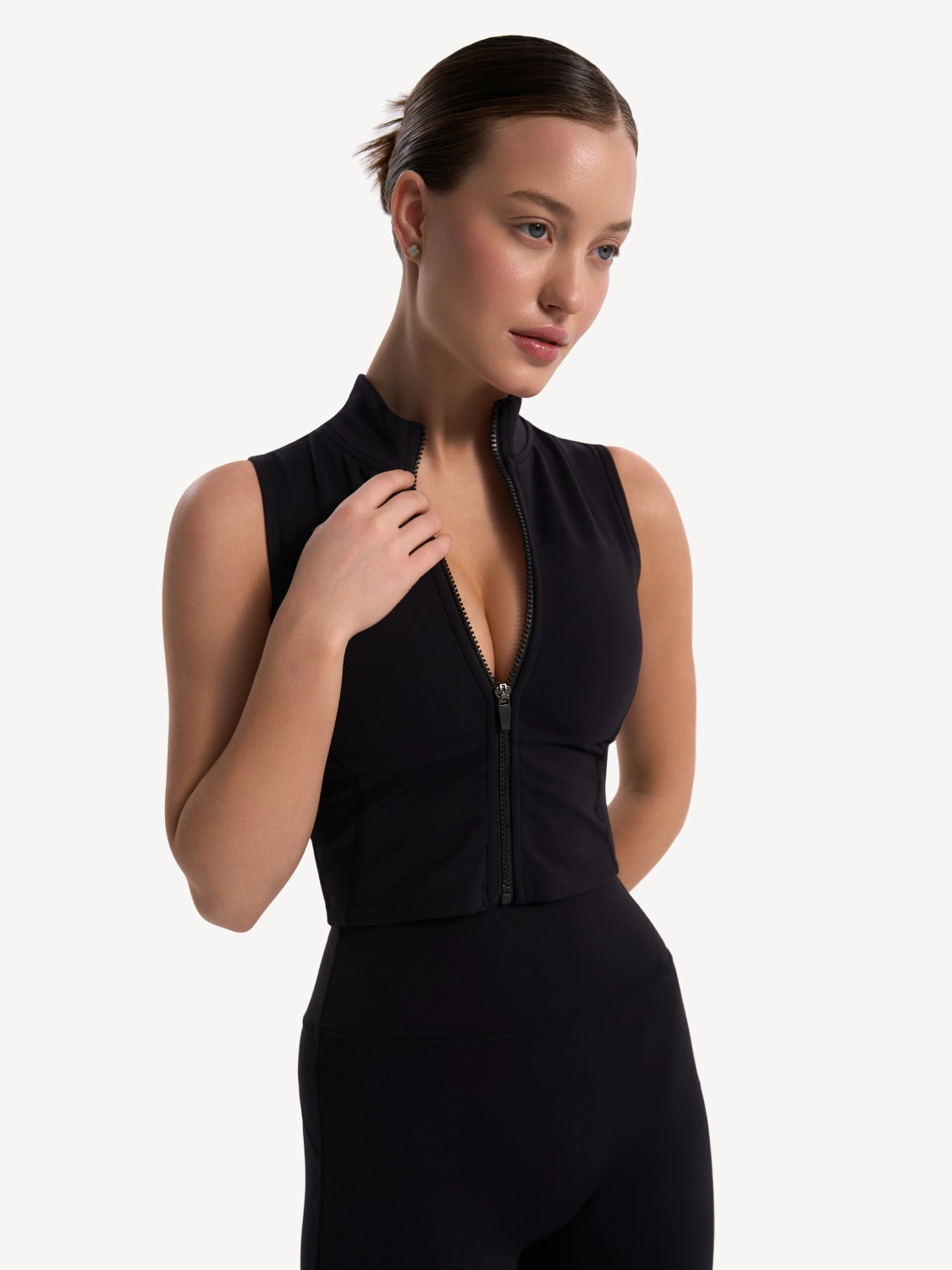 Топ на молнии спорт