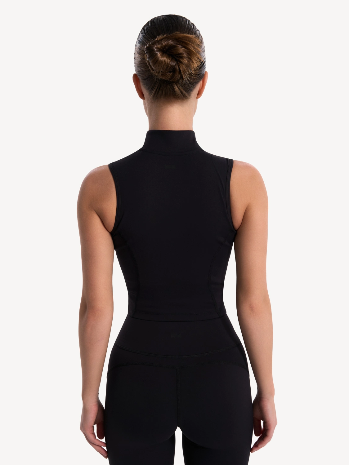 Топ на молнии спорт