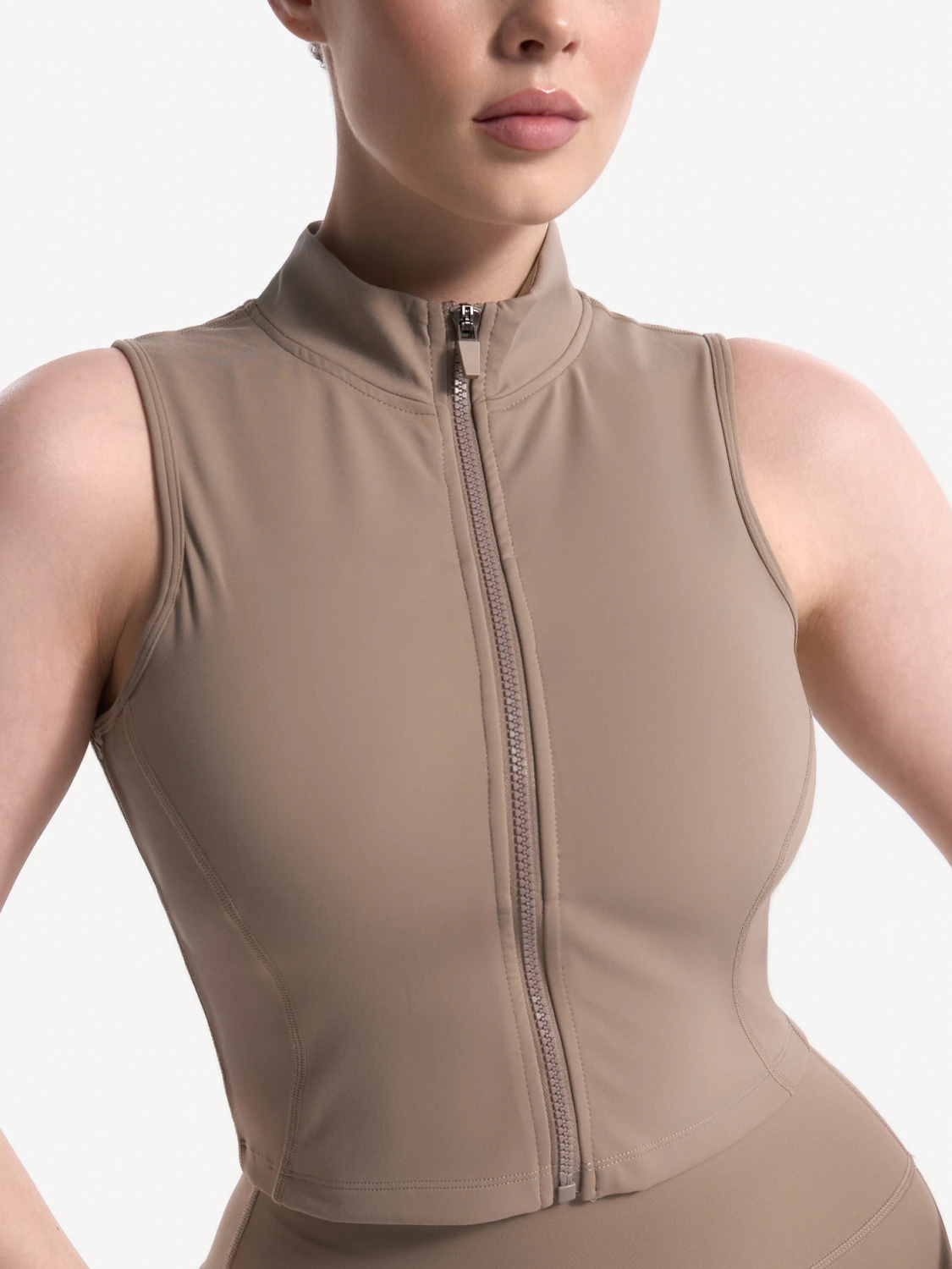 Топ на молнии спорт