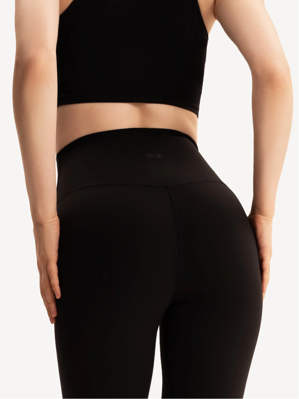 Спортивные леггинсы базовые