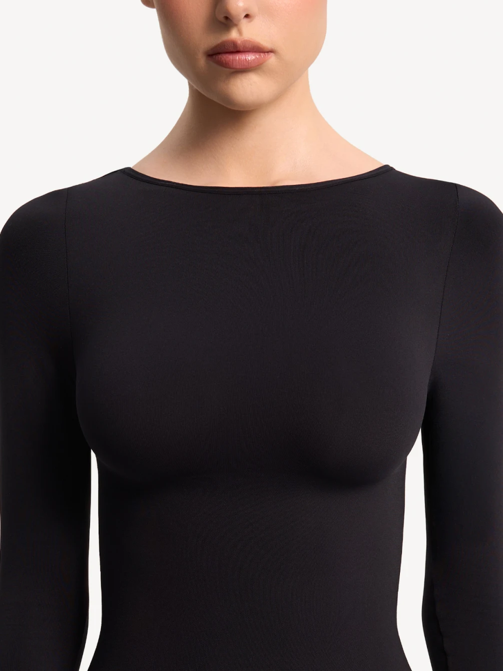 Боди-лонгслив с вырезом лодочка