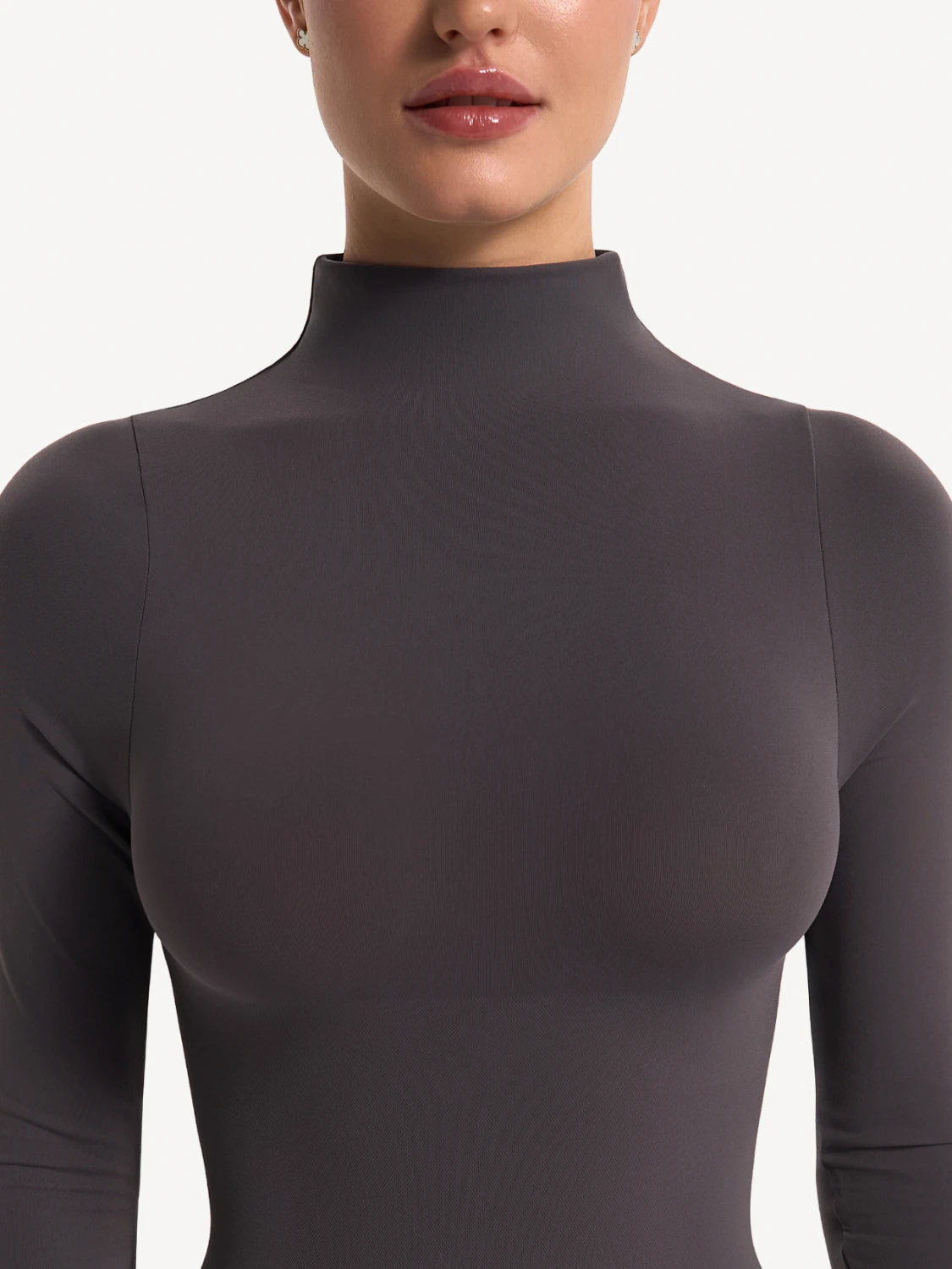 Боди-лонгслив с воротником-стойкой