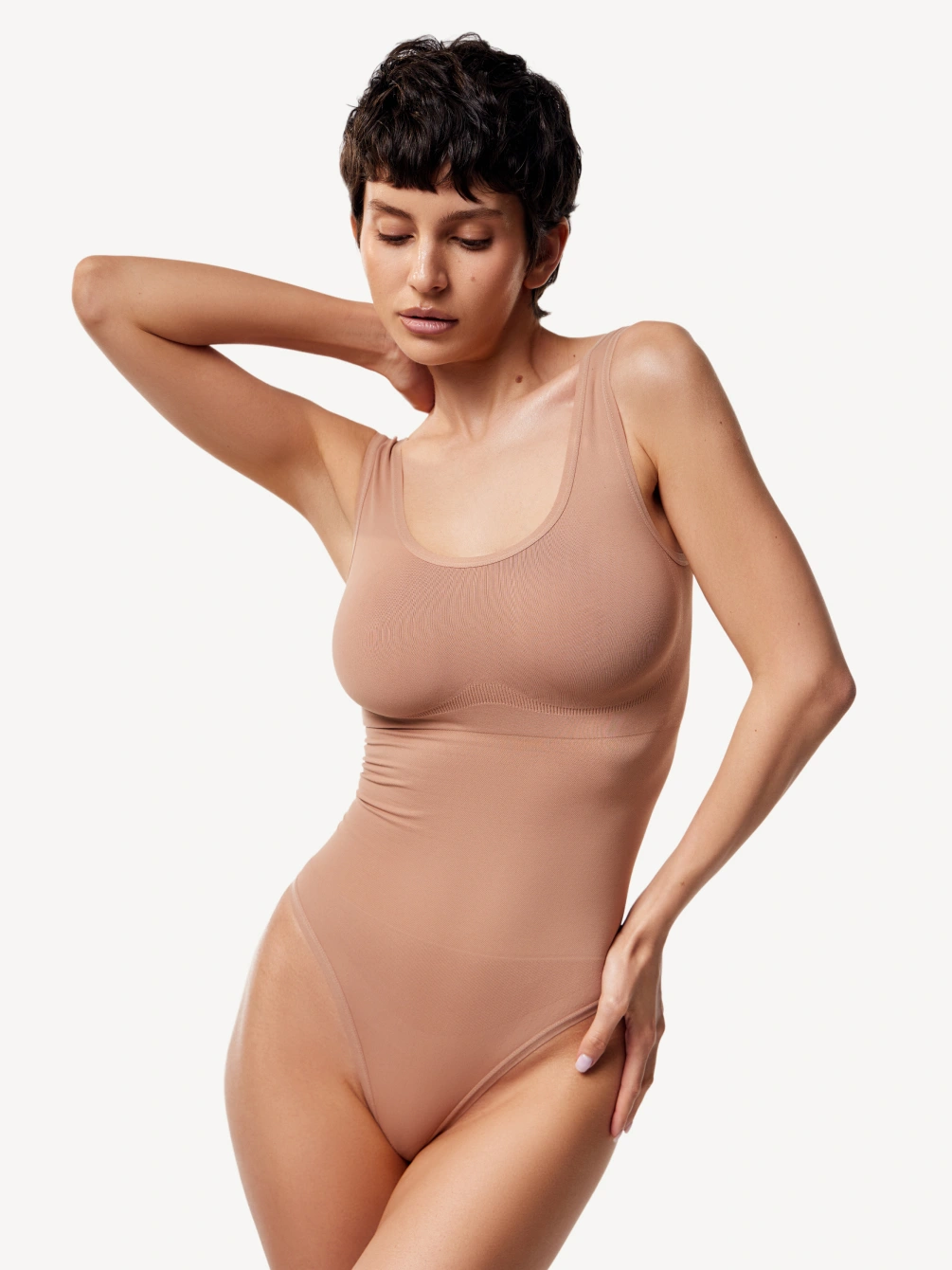 Боди-майка с широкими бретелями