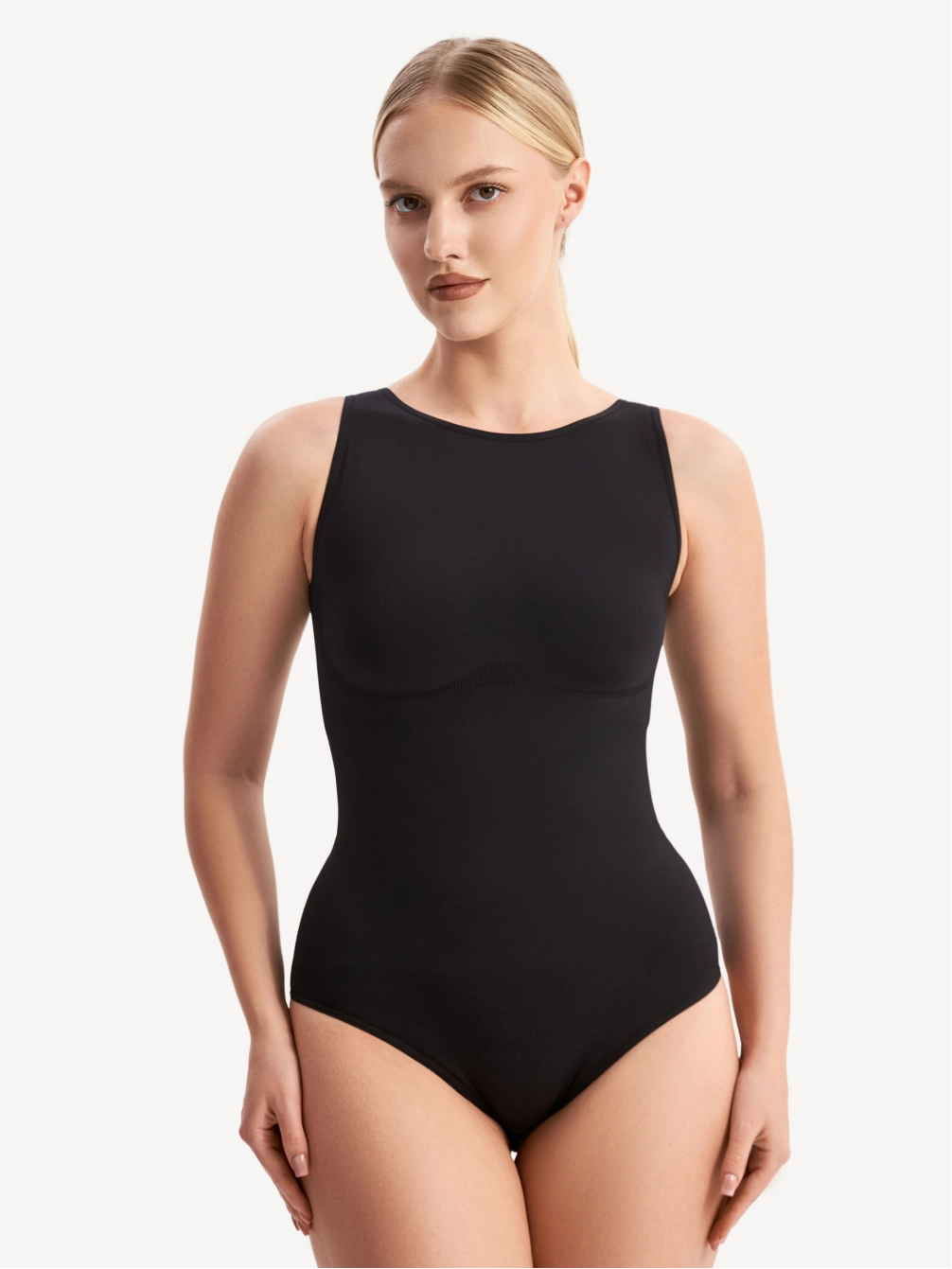 Боди-майка с высоким вырезом