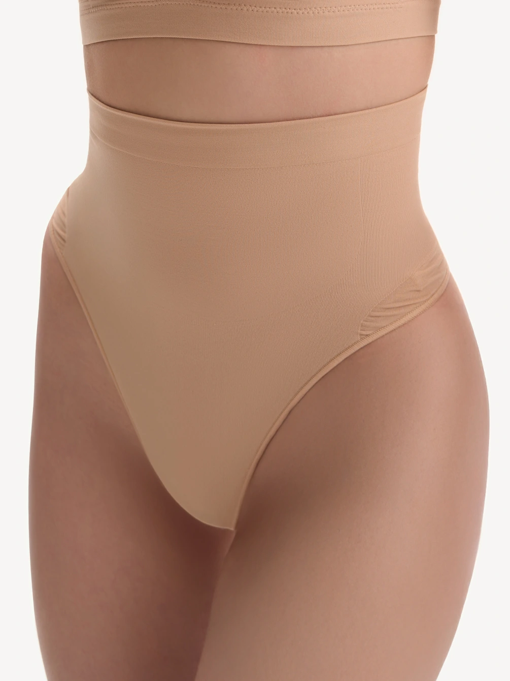 Моделирующие трусики с высокой посадкой