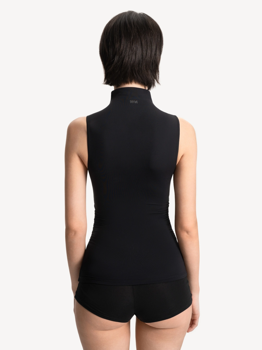 Топ с воротником-стойкой