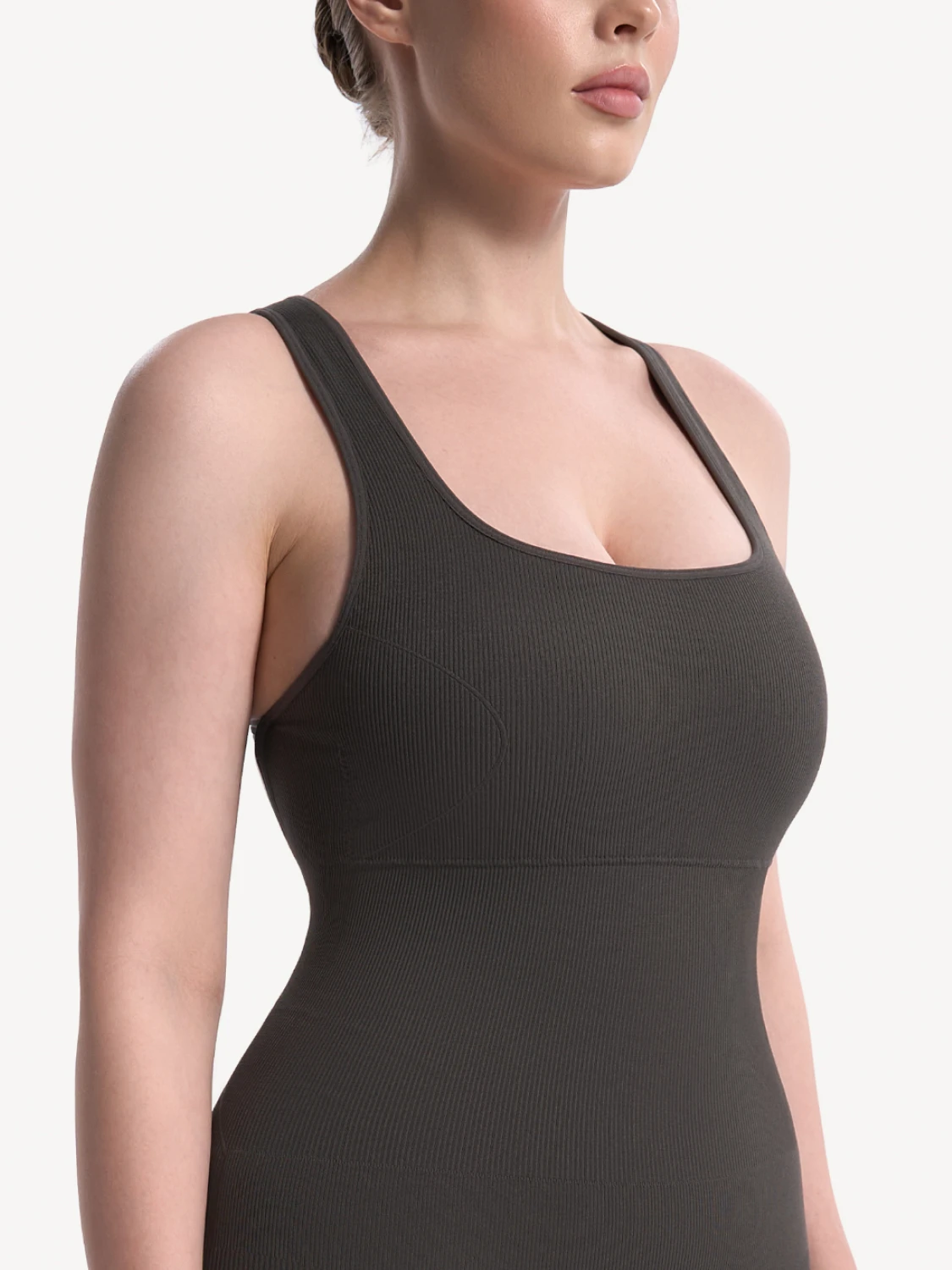 Комбинезон спортивный c открытой спиной спорт