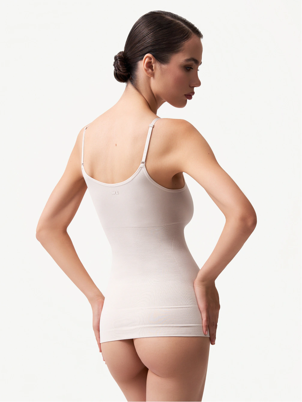 Майка с вырезом мягкий квадрат