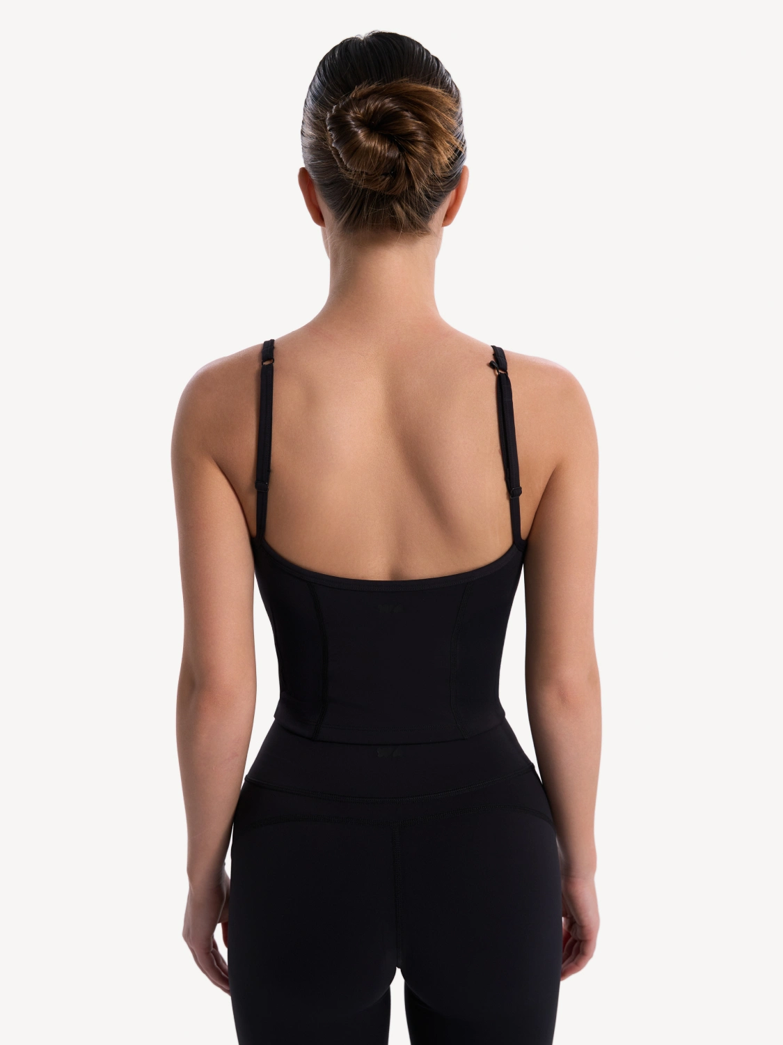 Топ на бретелях спорт