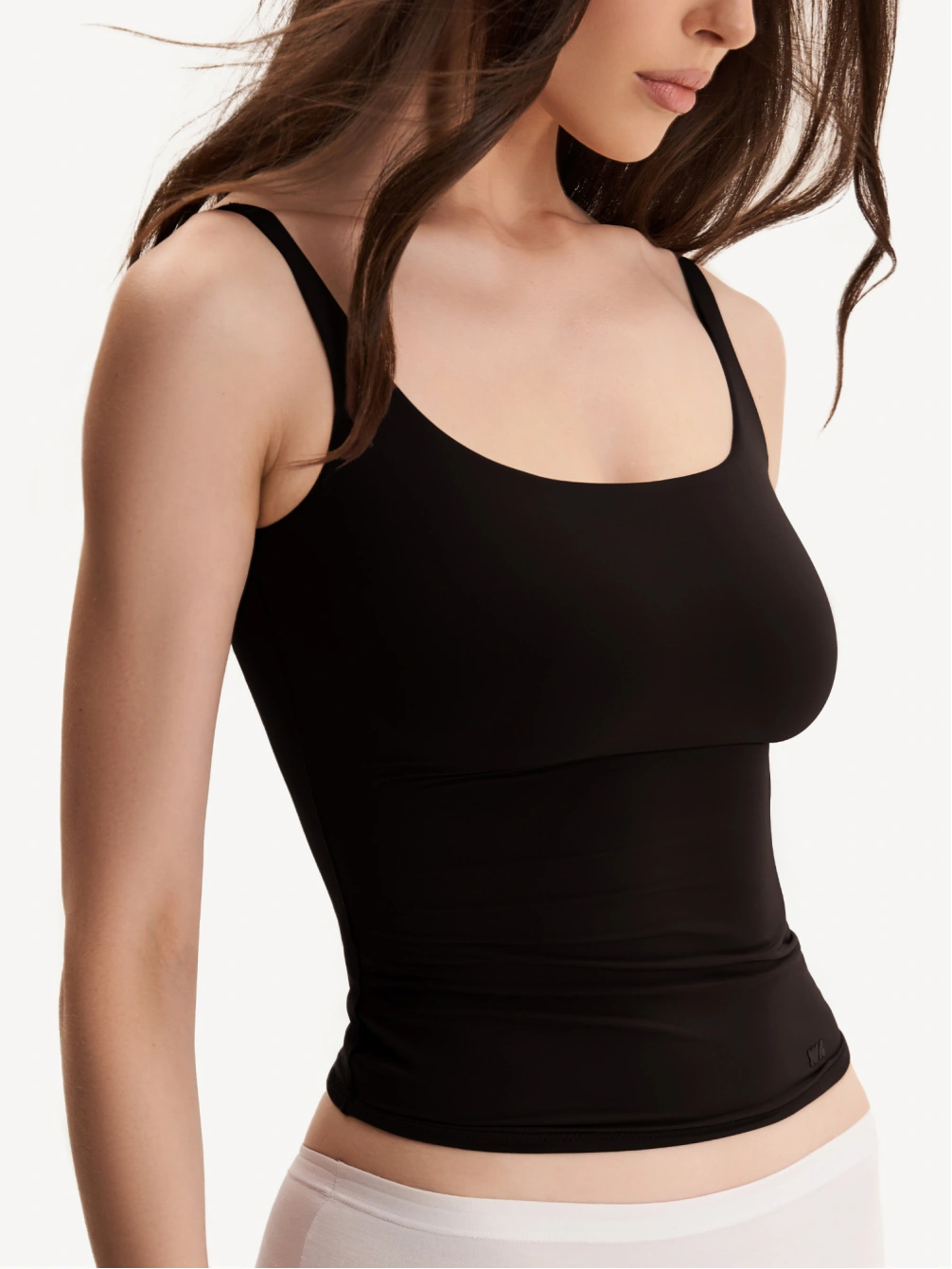 Майка с облегающим силуэтом